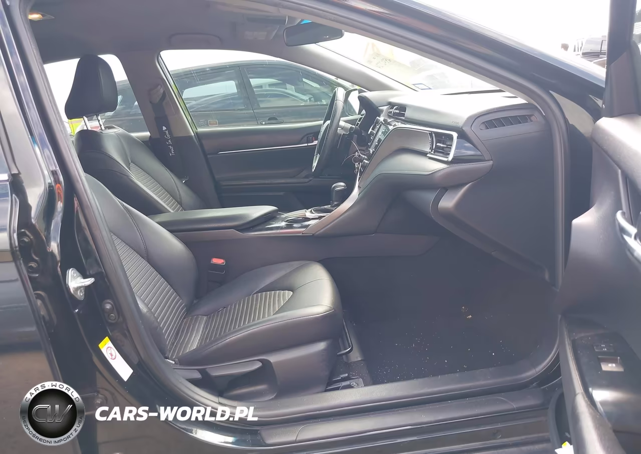 2018 Toyota Camry Se VIN:JTNB11HK4J3015033 - 5