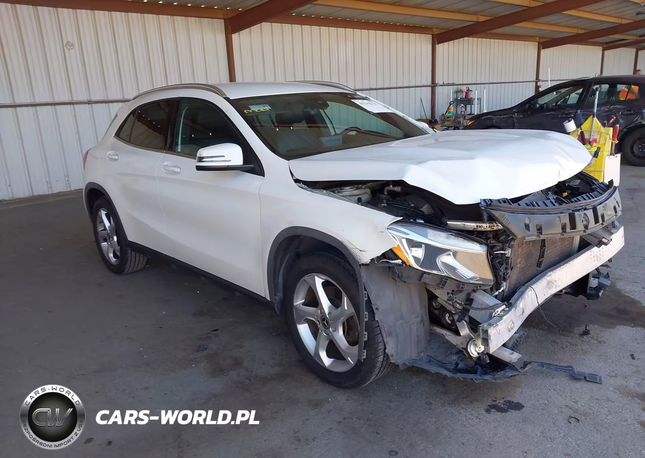 2018 Mercedes-Benz Gla 250 4Matic – zdjęcie 1 z 17