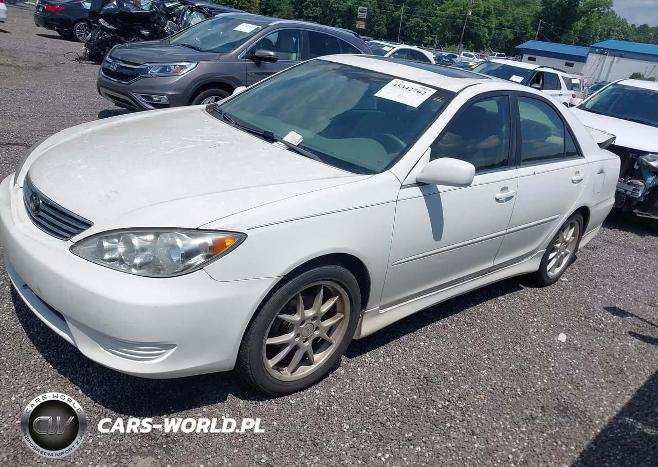 2005 Toyota Camry Le VIN:4T1BE32K05U390958 - 2