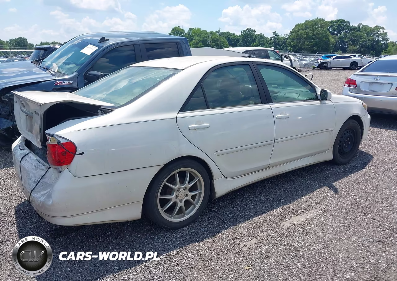 2005 Toyota Camry Le VIN:4T1BE32K05U390958 - 4