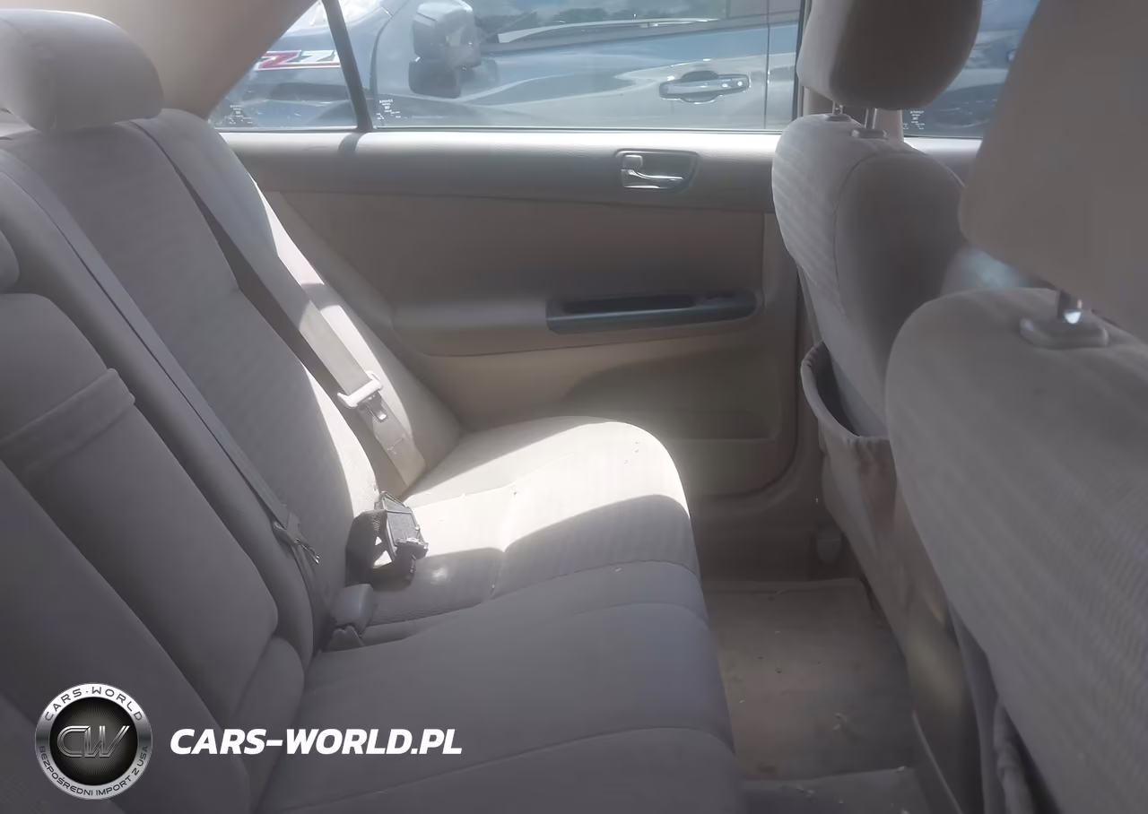 2005 Toyota Camry Le VIN:4T1BE32K05U390958 - 8