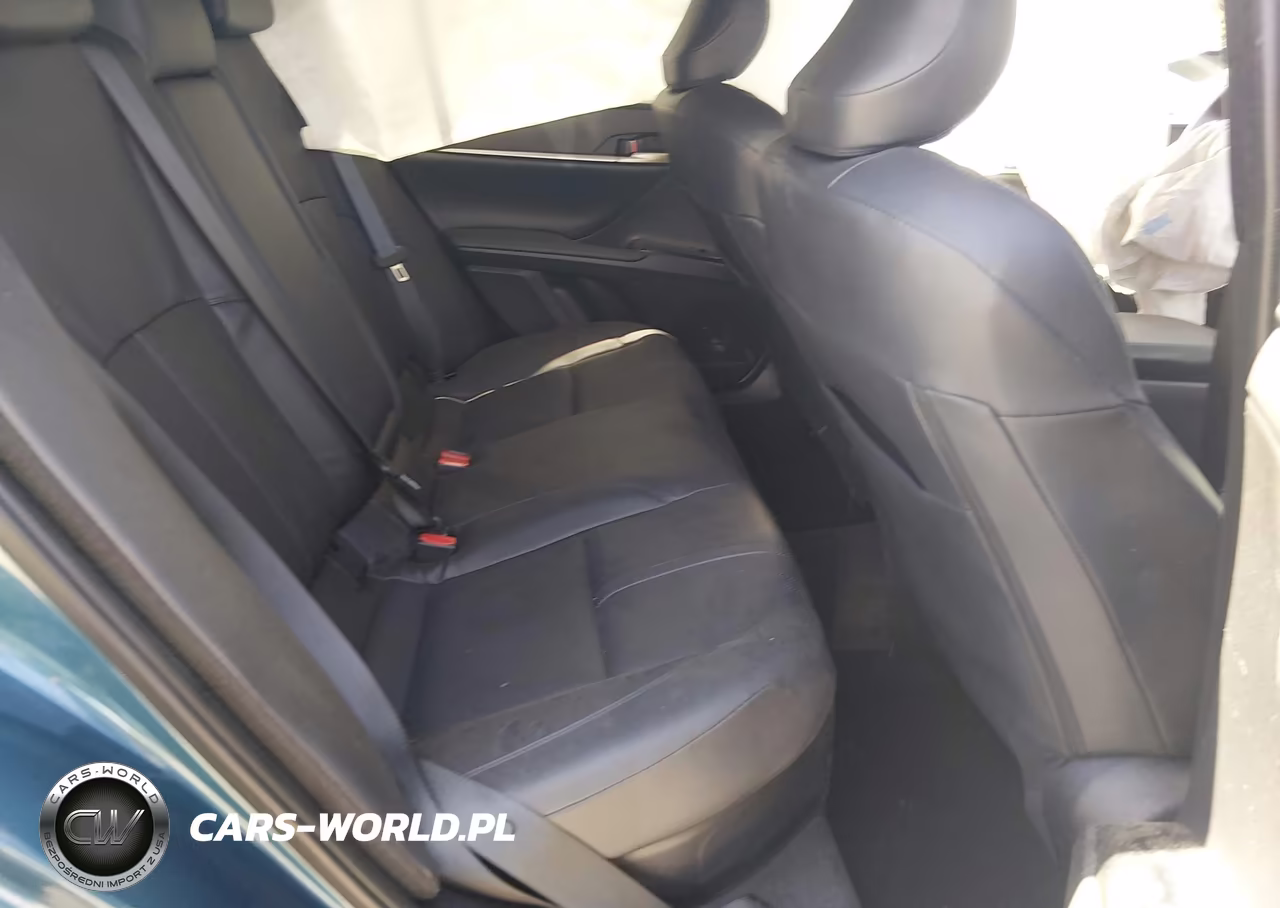 2025 Toyota Camry Xse VIN:4T1DAACK7SU527591 - 8