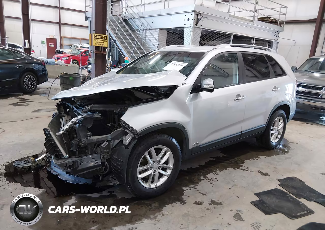 2014 Kia Sorento Lx VIN:5XYKTCA63EG483845 - 2