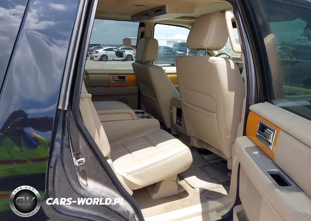 2008 Lincoln Navigator VIN:5LMFU27508LJ04745 - 8