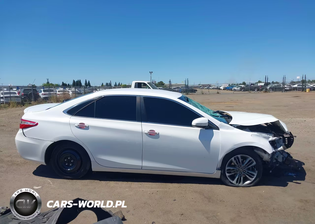 2015 Toyota Camry Se VIN:4T1BF1FK7FU085888 - 12