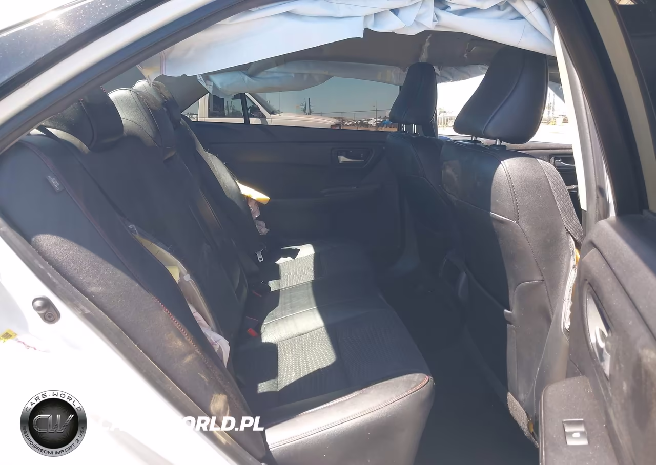 2015 Toyota Camry Se VIN:4T1BF1FK7FU085888 - 8