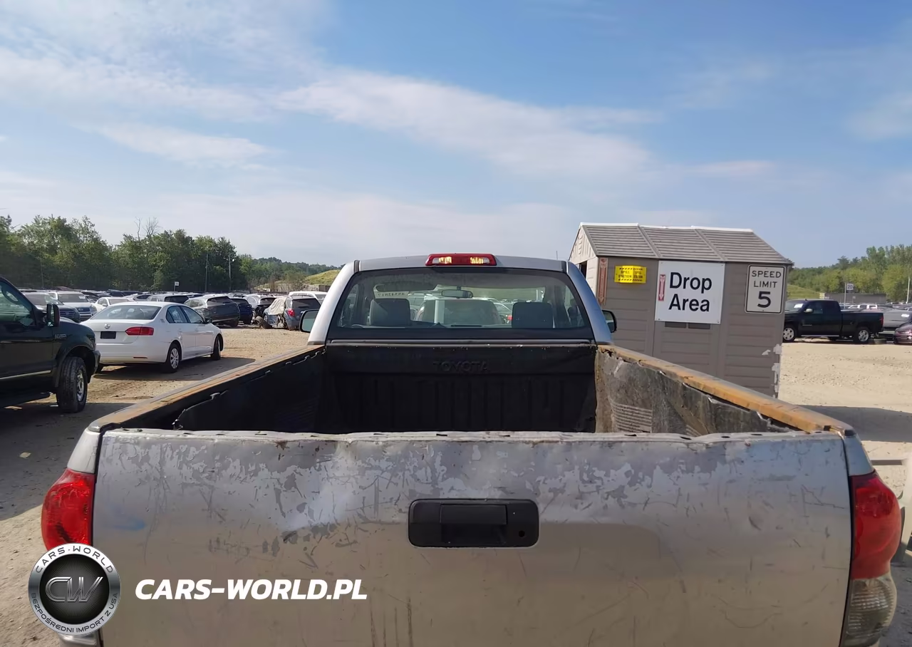 2008 Toyota Tundra Base V6 VIN:5TFLU52138X012795 - 8