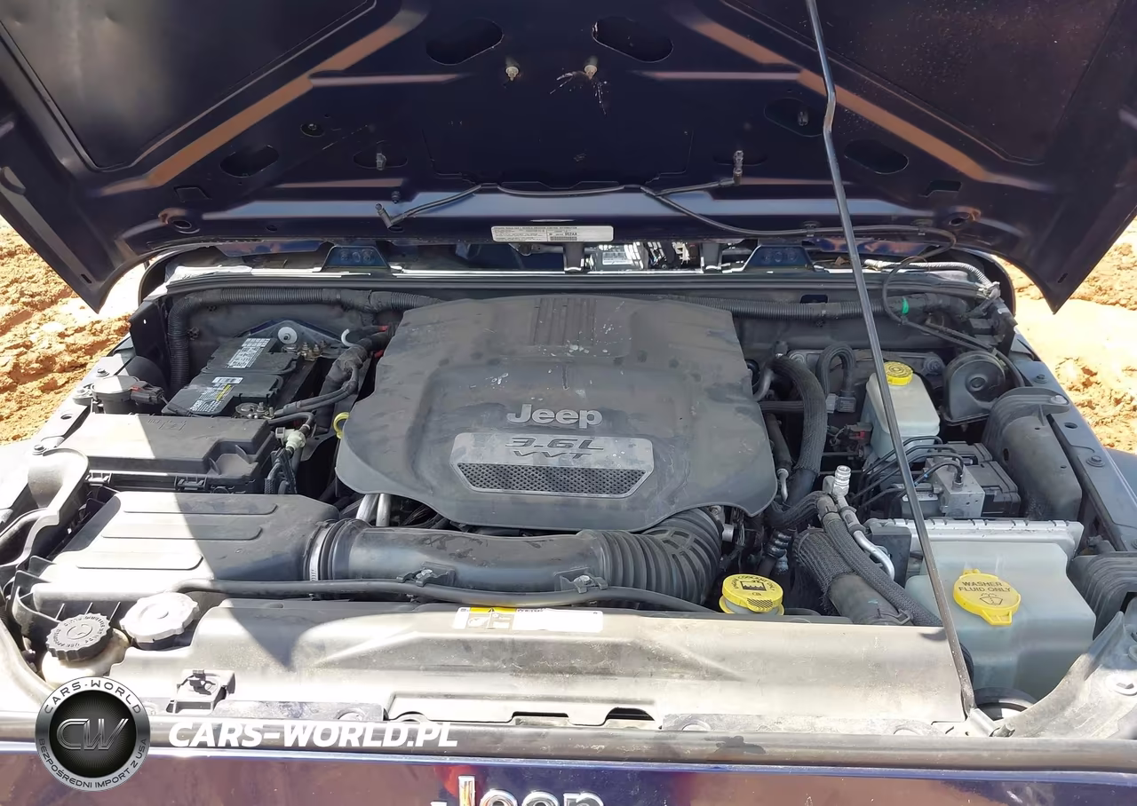 2013 Jeep Wrangler Unlimited Sport VIN:1C4BJWDG6DL529652 - 10