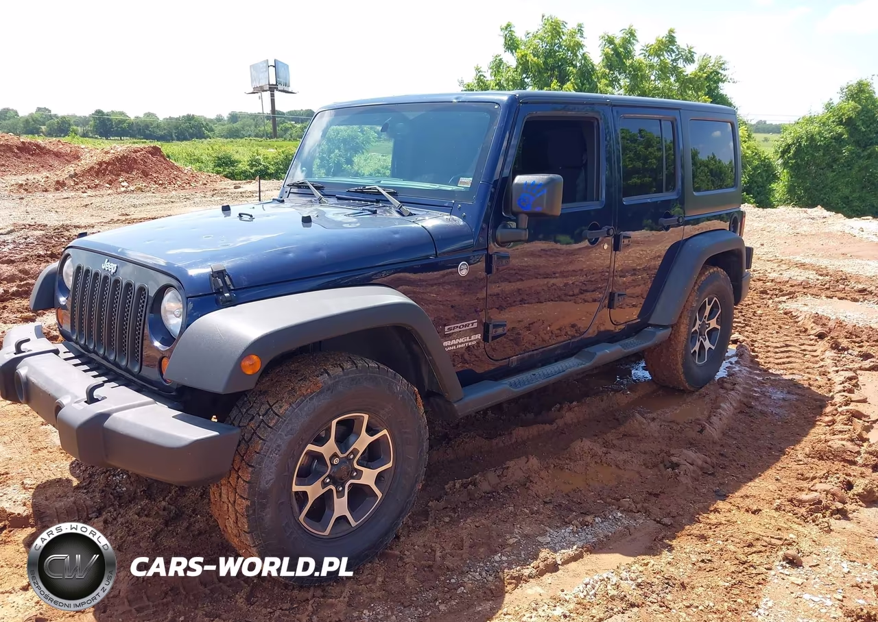 2013 Jeep Wrangler Unlimited Sport VIN:1C4BJWDG6DL529652 - 2