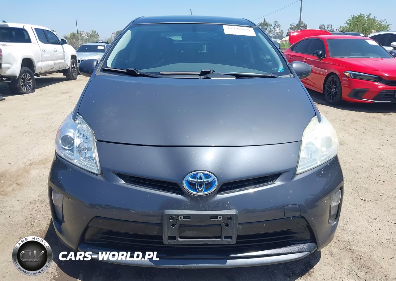 2013 Toyota Prius Four VIN:JTDKN3DUXD1621528 - 12
