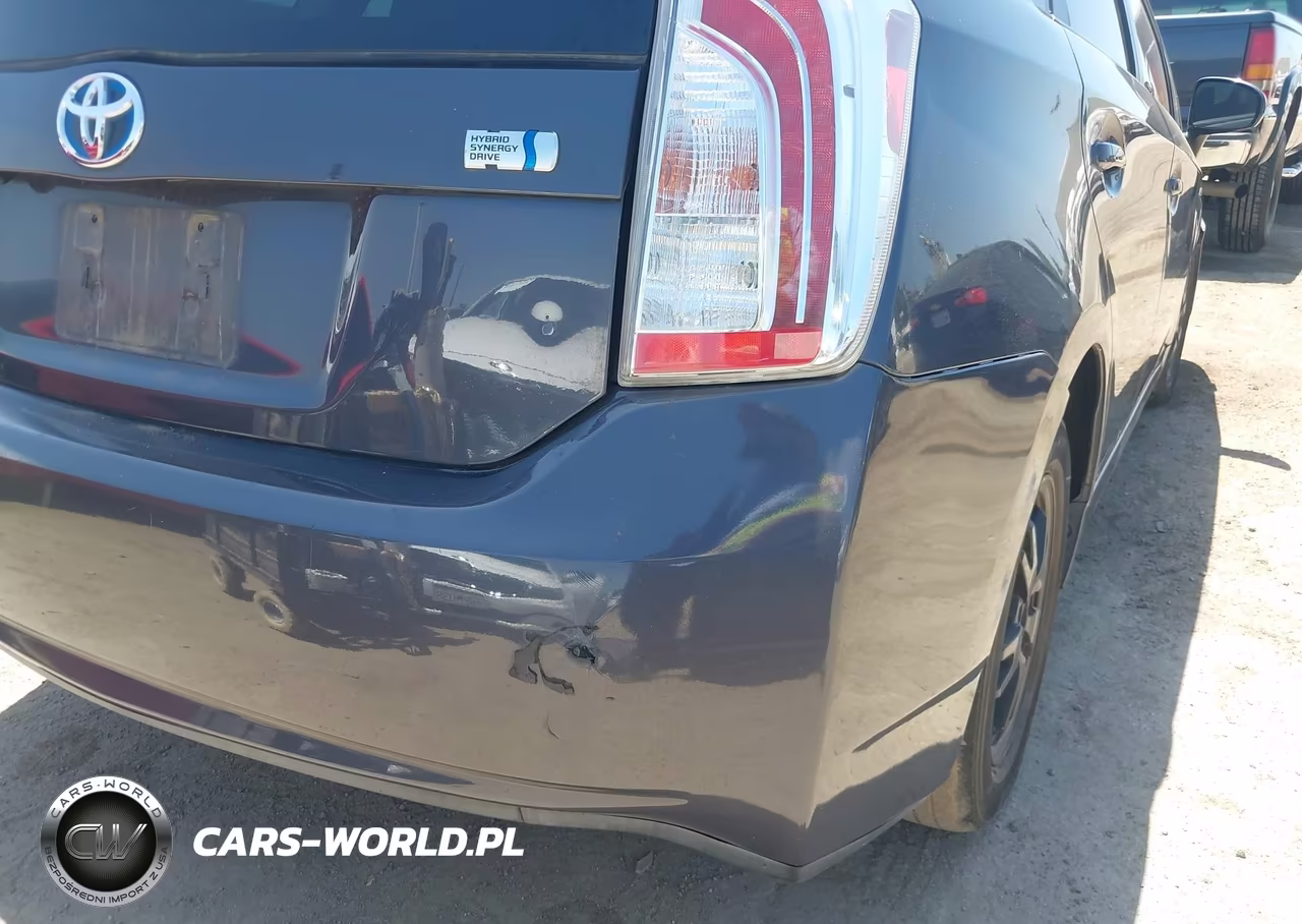 2013 Toyota Prius Four VIN:JTDKN3DUXD1621528 - 6