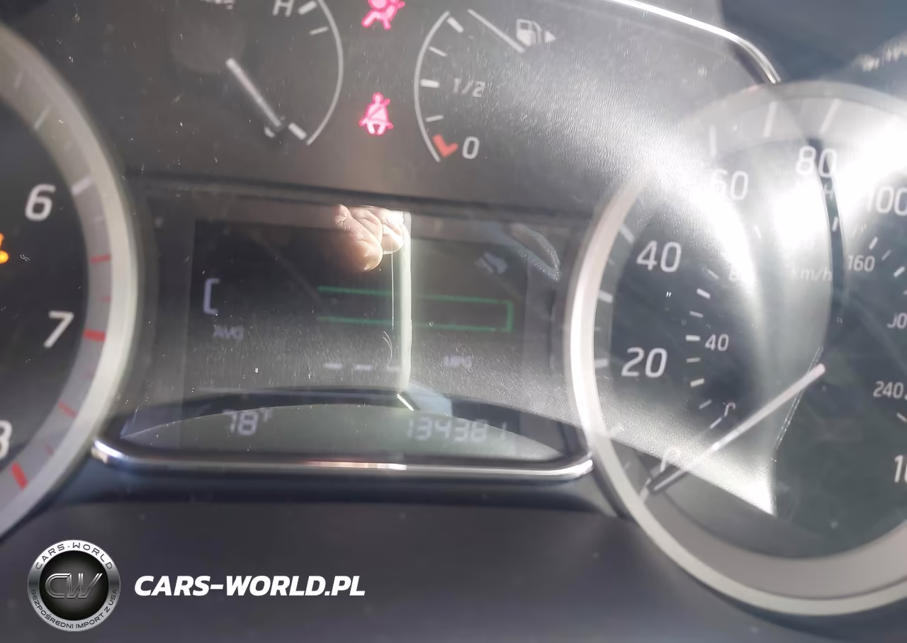 2015 Nissan Sentra Sl VIN:3N1AB7AP2FY374324 - 15
