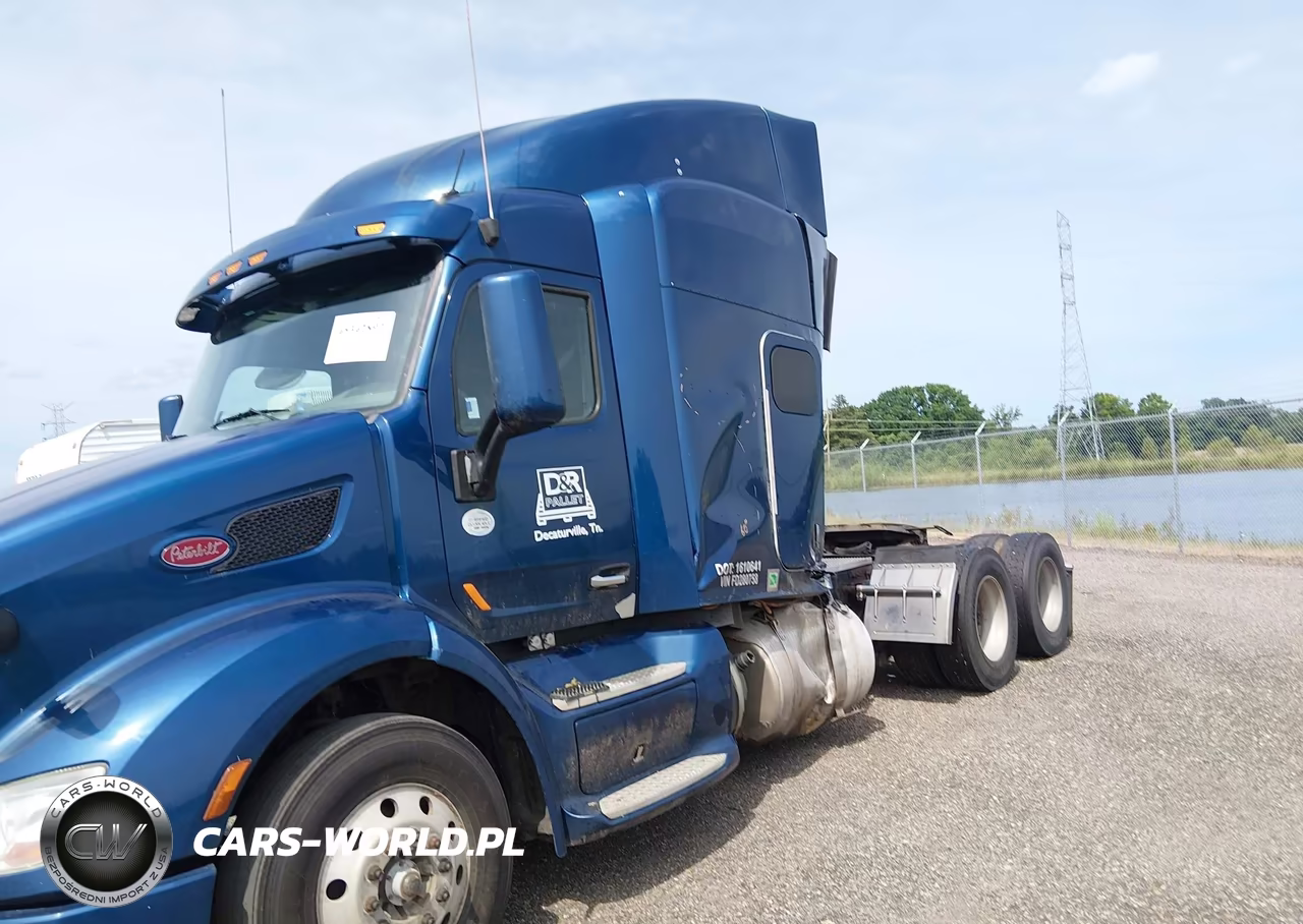 2015 Peterbilt 579 VIN:1XPBDP9X1FD280758 - 13