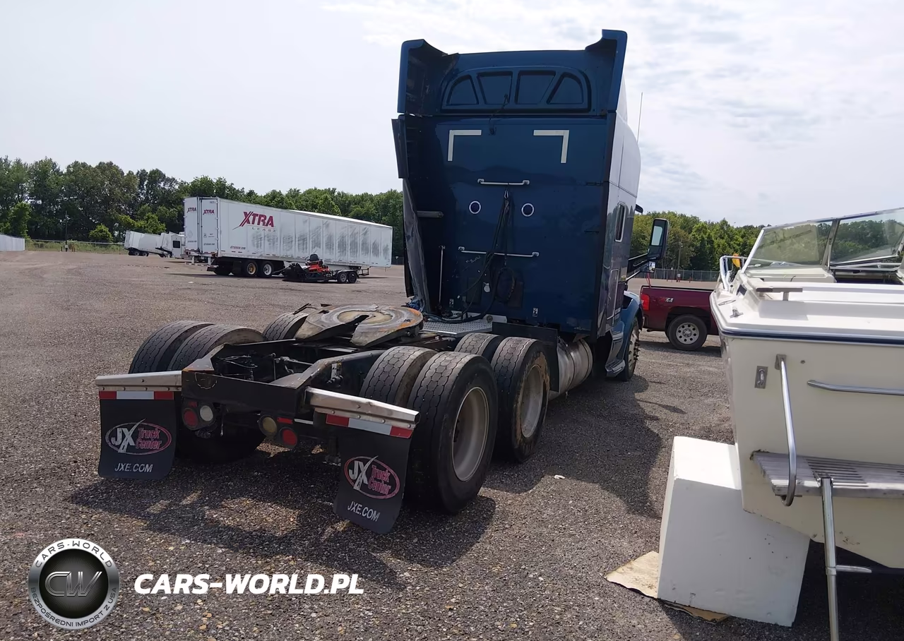 2015 Peterbilt 579 VIN:1XPBDP9X1FD280758 - 4