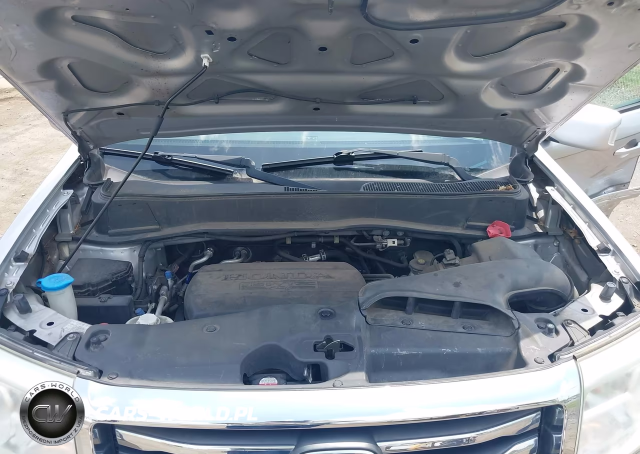 2015 Honda Pilot Touring VIN:5FNYF4H91FB055210 - 10