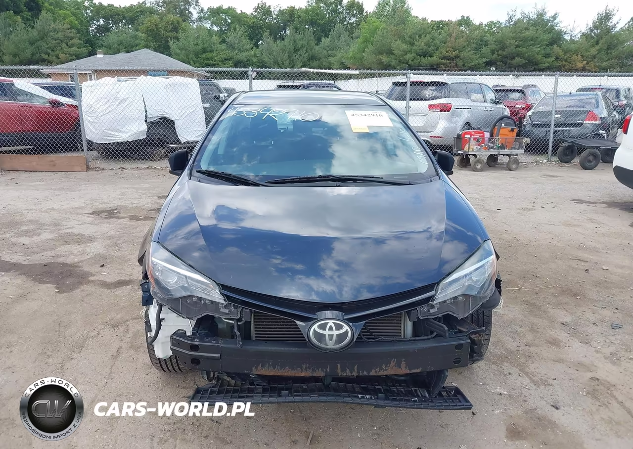2018 Toyota Corolla Le VIN:2T1BURHEXJC009023 - 12