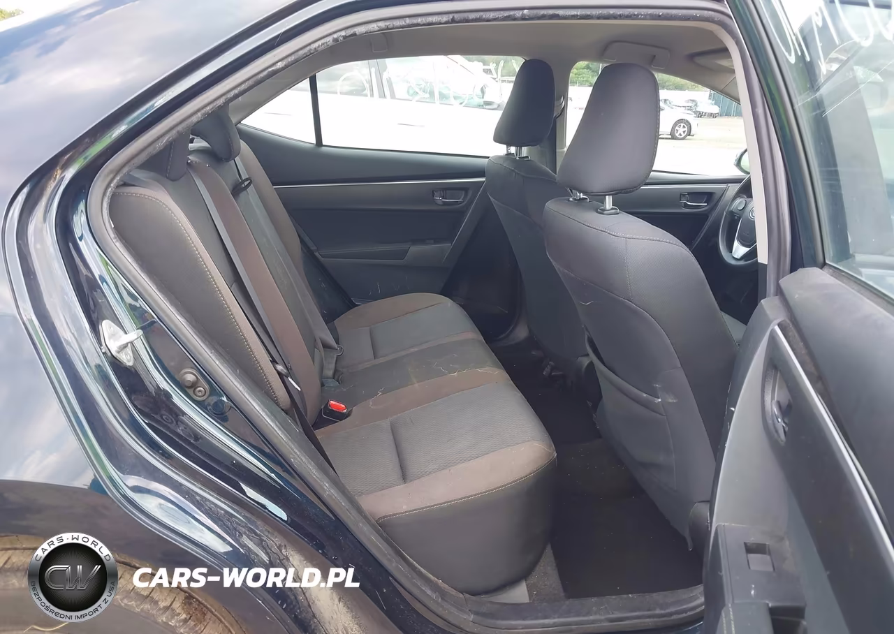 2018 Toyota Corolla Le VIN:2T1BURHEXJC009023 - 8