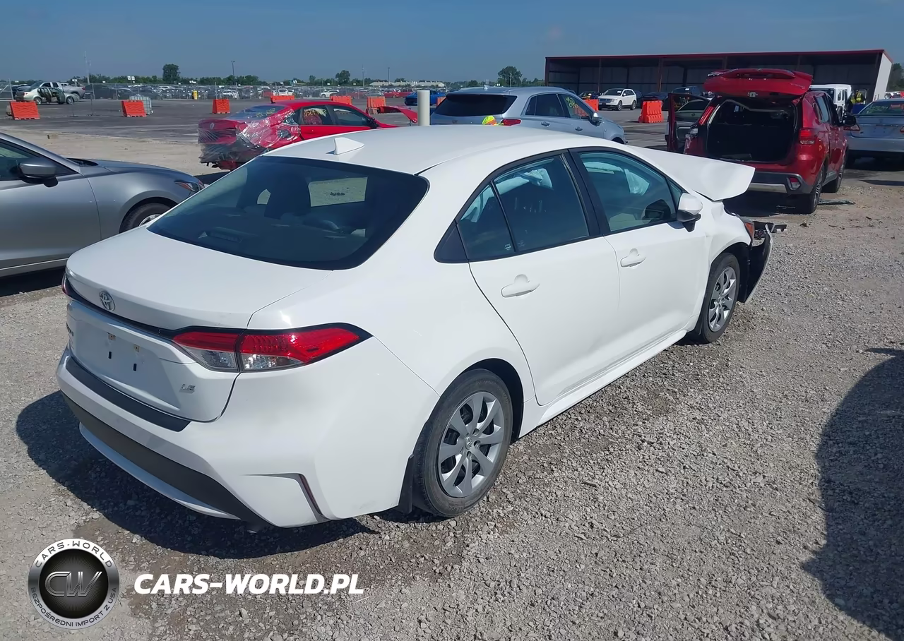 2022 Toyota Corolla Le VIN:5YFEPMAEXNP369349 - 4