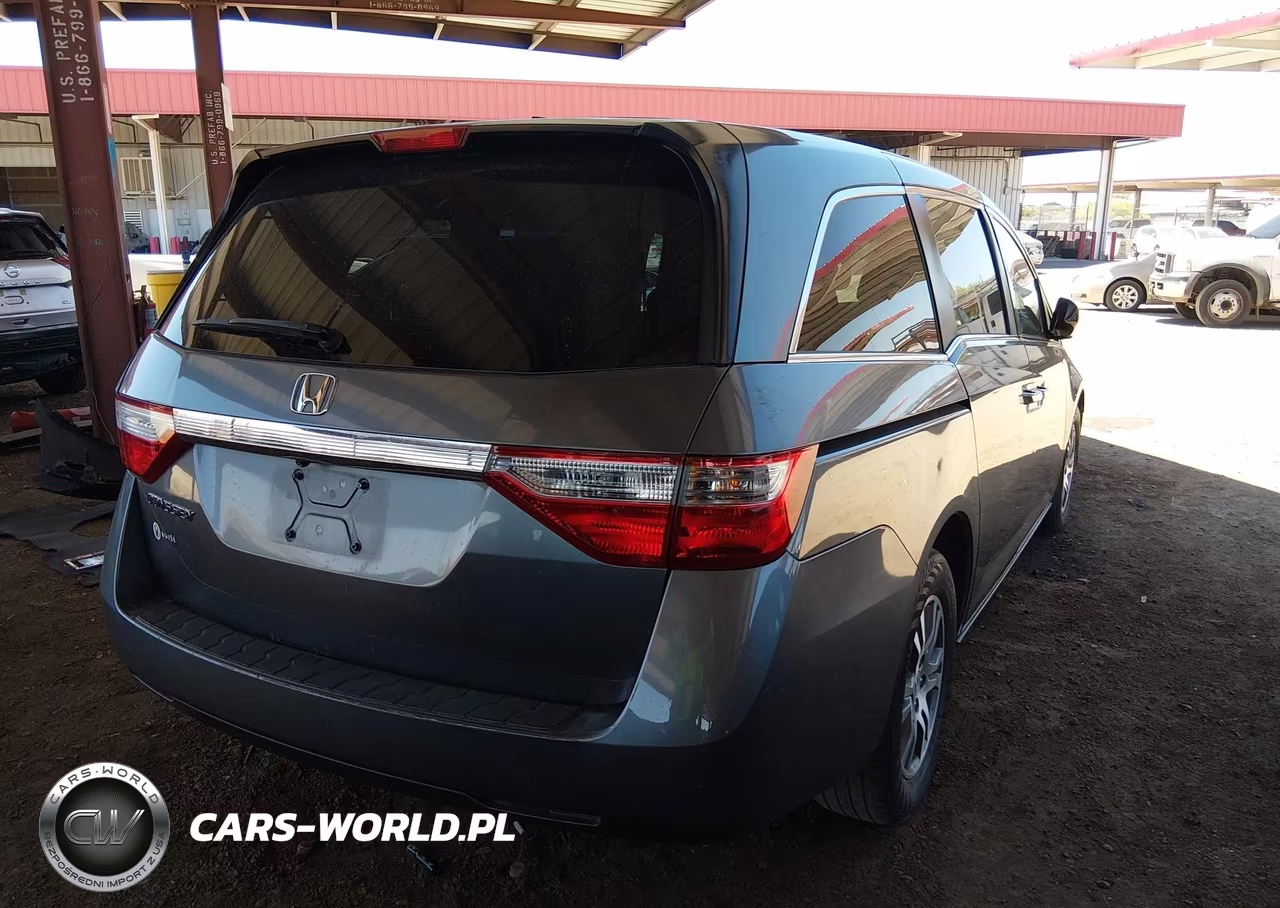 2011 Honda Odyssey Ex-L VIN:5FNRL5H64BB002018 - 4