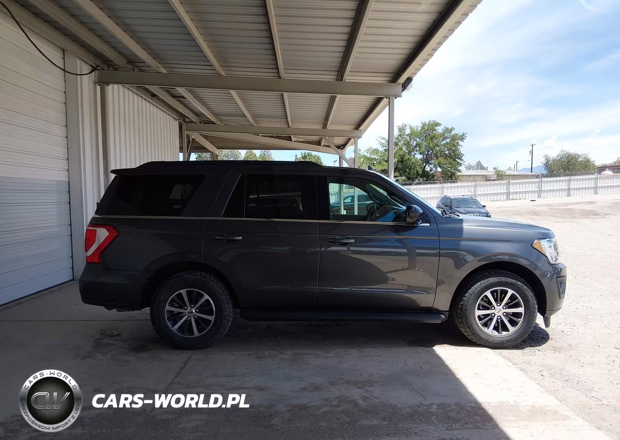 2020 Ford Expedition Xl VIN:1FMJU1GT8LEA84120 - 13
