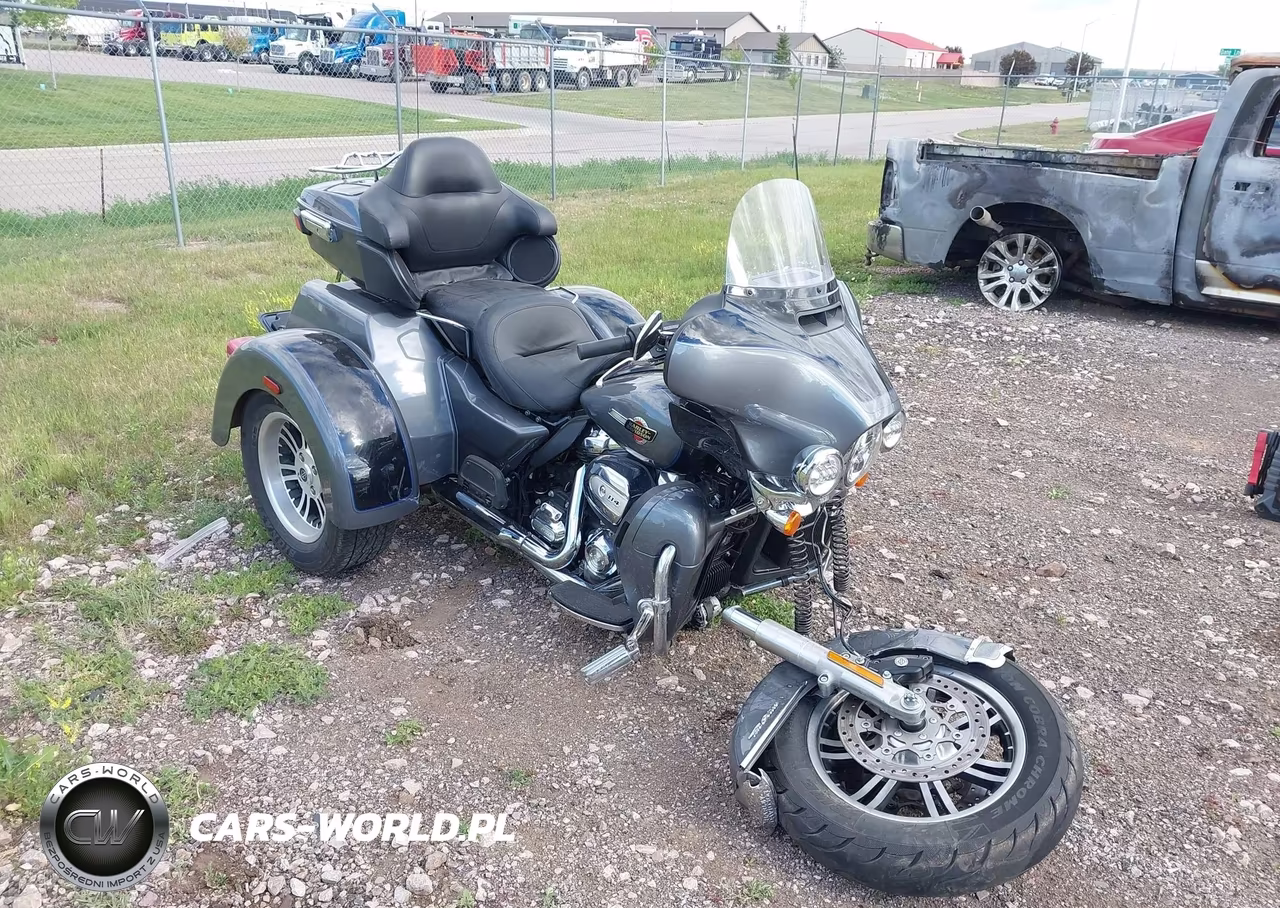 2022 Harley-Davidson Flhtcutg