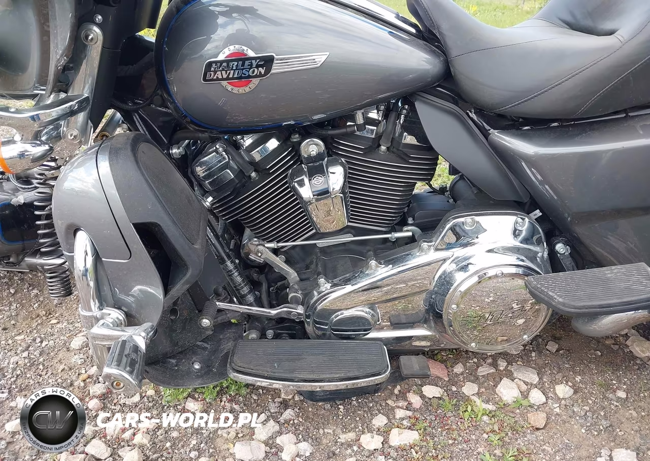 2022 Harley-Davidson Flhtcutg VIN:1HD1MAF17NB852757 - 9