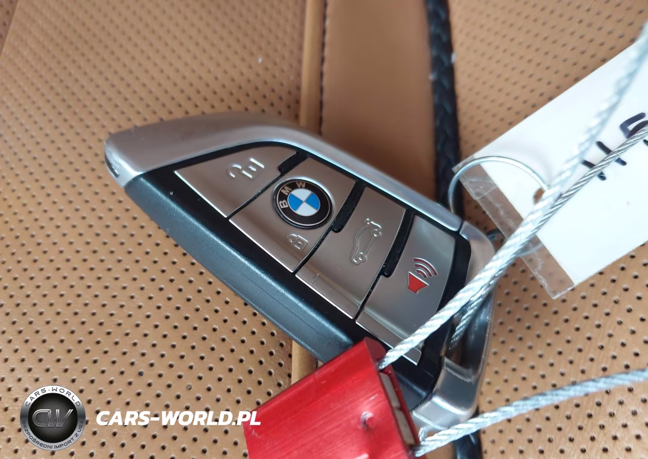 2020 BMW 540I xDrive VIN:WBAJS3C06LCE67292 - 11