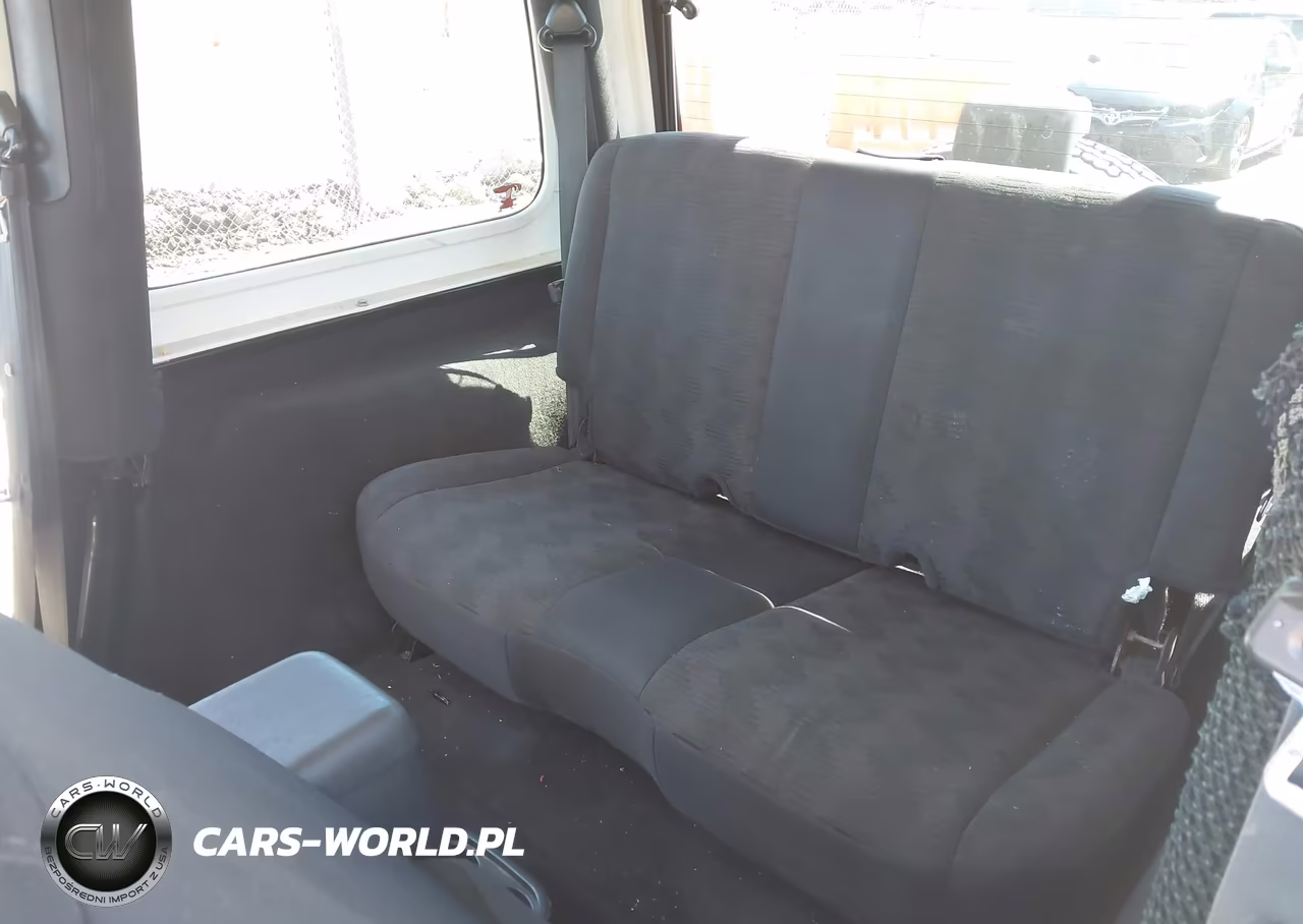 2003 Jeep Wrangler X VIN:1J4FA39S73P360806 - 8