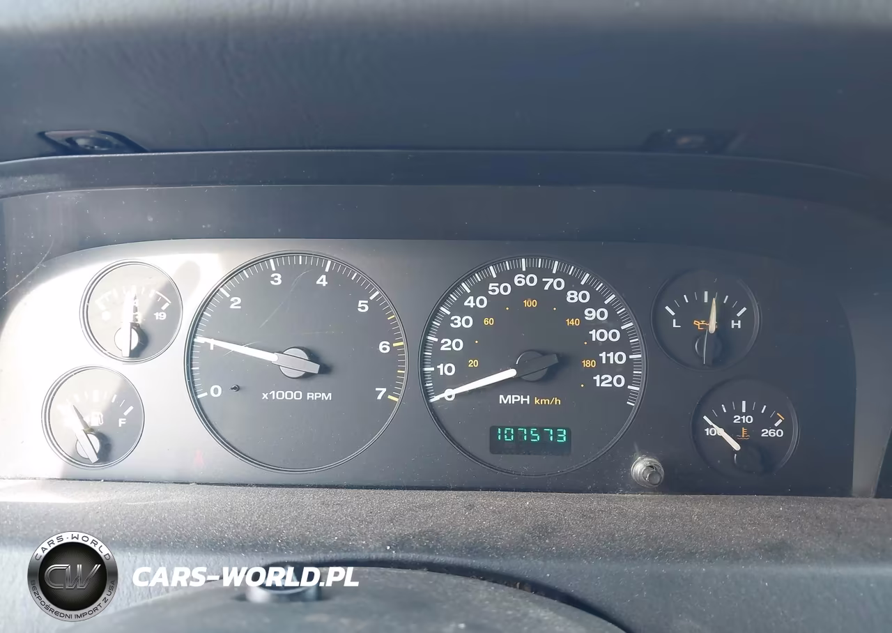 2004 Jeep Grand Cherokee Laredo VIN:1J4GW48S74C319470 - 7