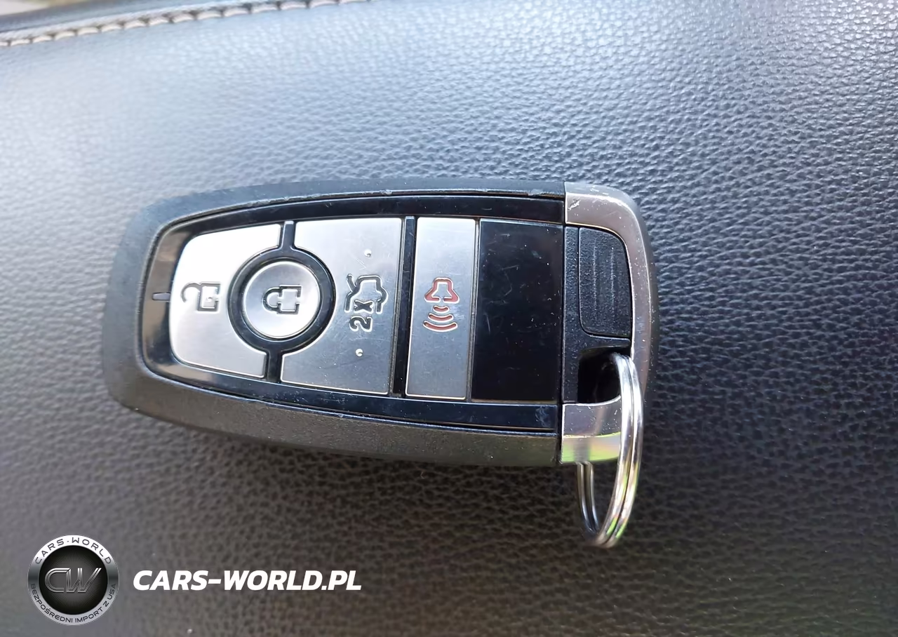 2020 Ford Fusion S VIN:3FA6P0G71LR201568 - 11