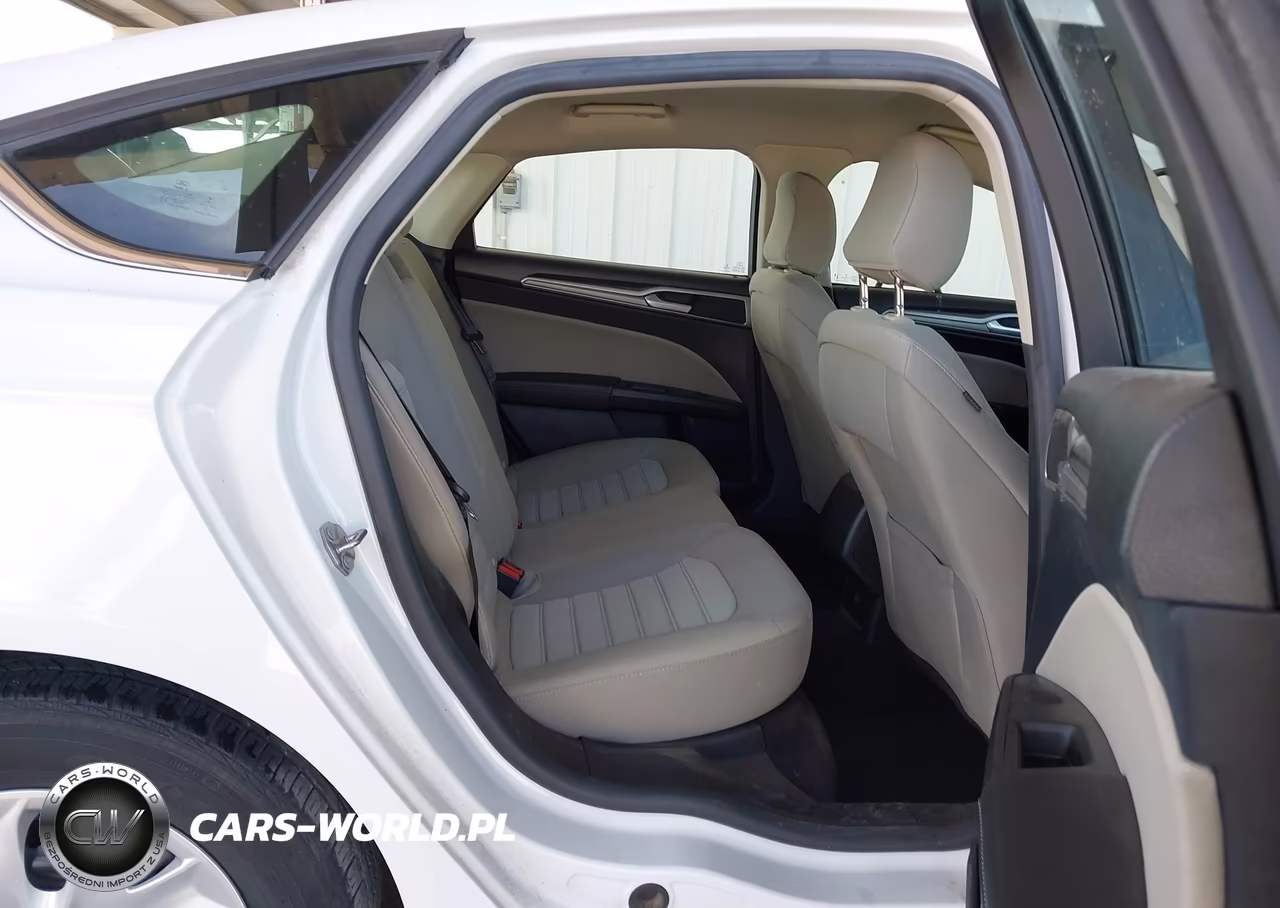 2020 Ford Fusion S VIN:3FA6P0G71LR201568 - 8
