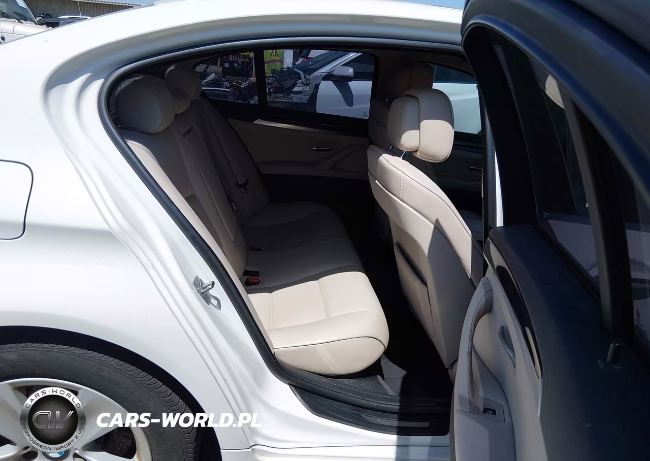 2012 BMW 528I VIN:WBAXG5C55CDX03831 - 8
