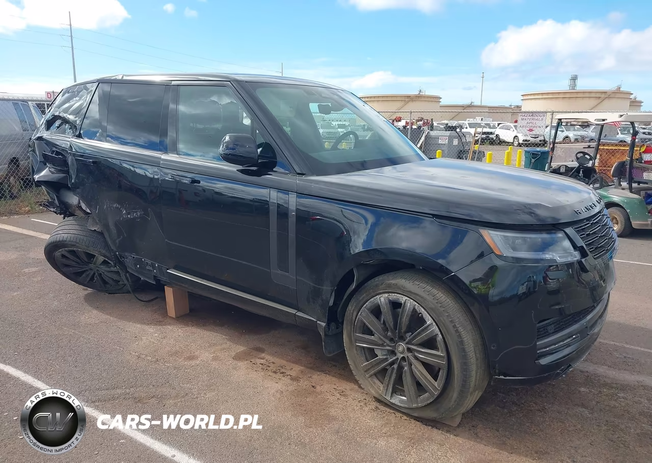 2025 Land Rover Range Rover P550E Se