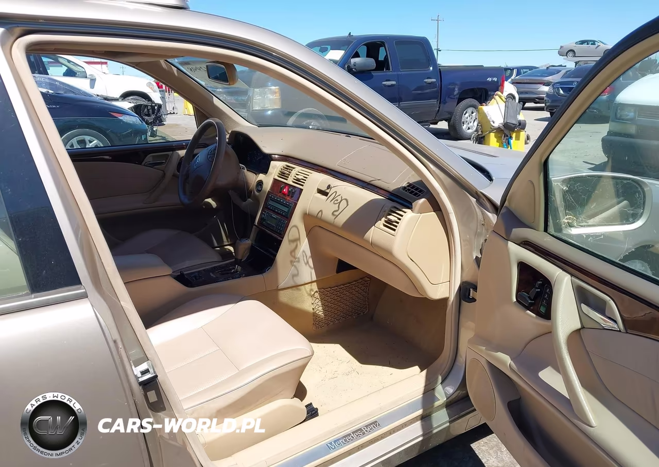 2000 Mercedes-Benz E 320 VIN:WDBJF65J2YB096350 - 5