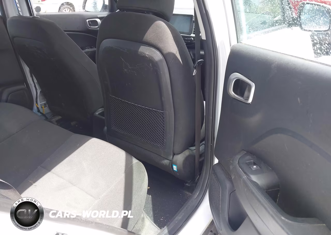 2021 Hyundai Venue Se VIN:KMHRB8A34MU076288 - 8