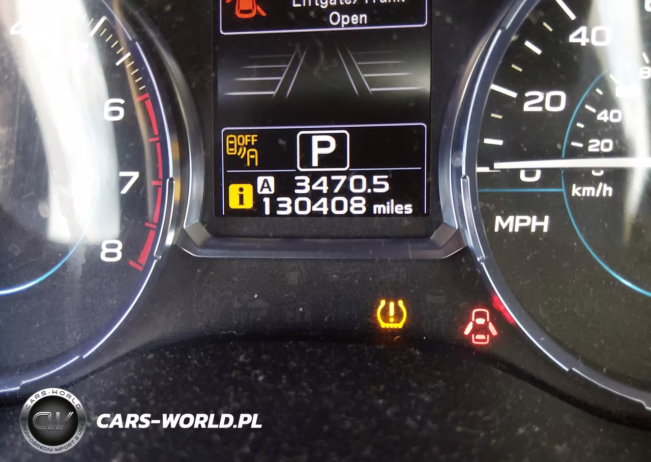 2018 Subaru Forester 2.5I Premium VIN:JF2SJAGC5JH456740 - 16