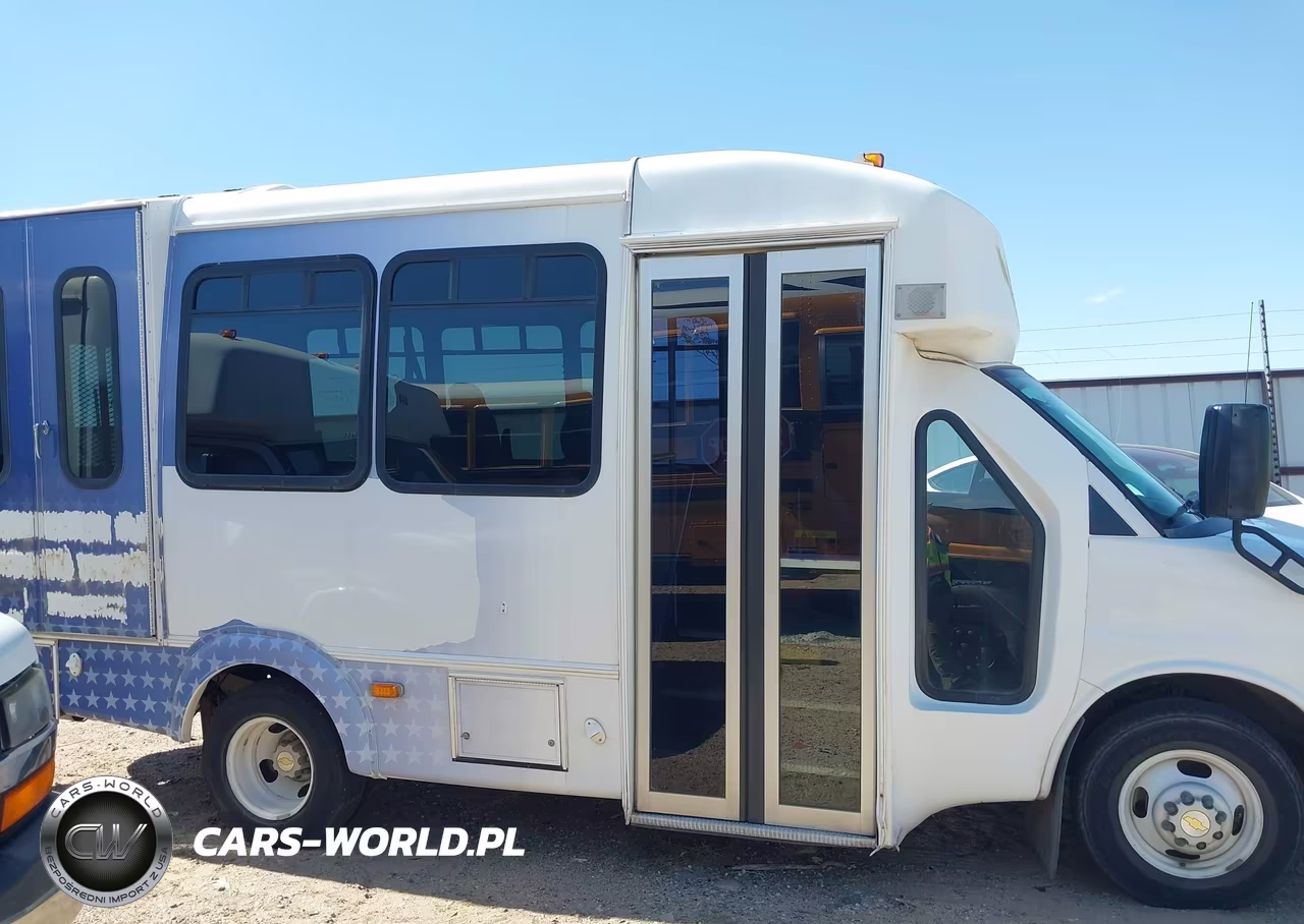 2016 Chevrolet Express Cutaway 3500 Diesel VIN:1GB3GRBL3G1230662 - 18