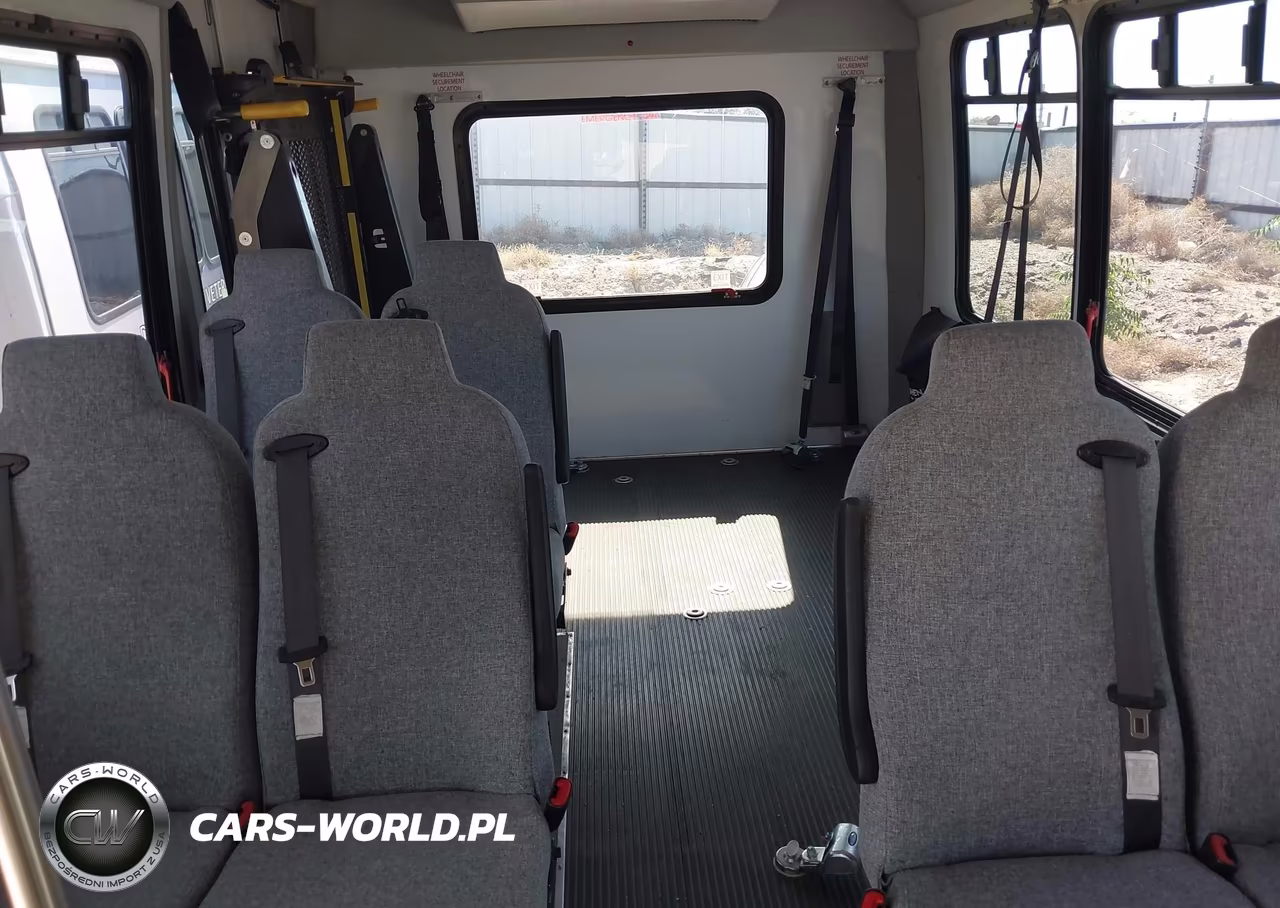 2016 Chevrolet Express Cutaway 3500 Diesel VIN:1GB3GRBL3G1230662 - 8