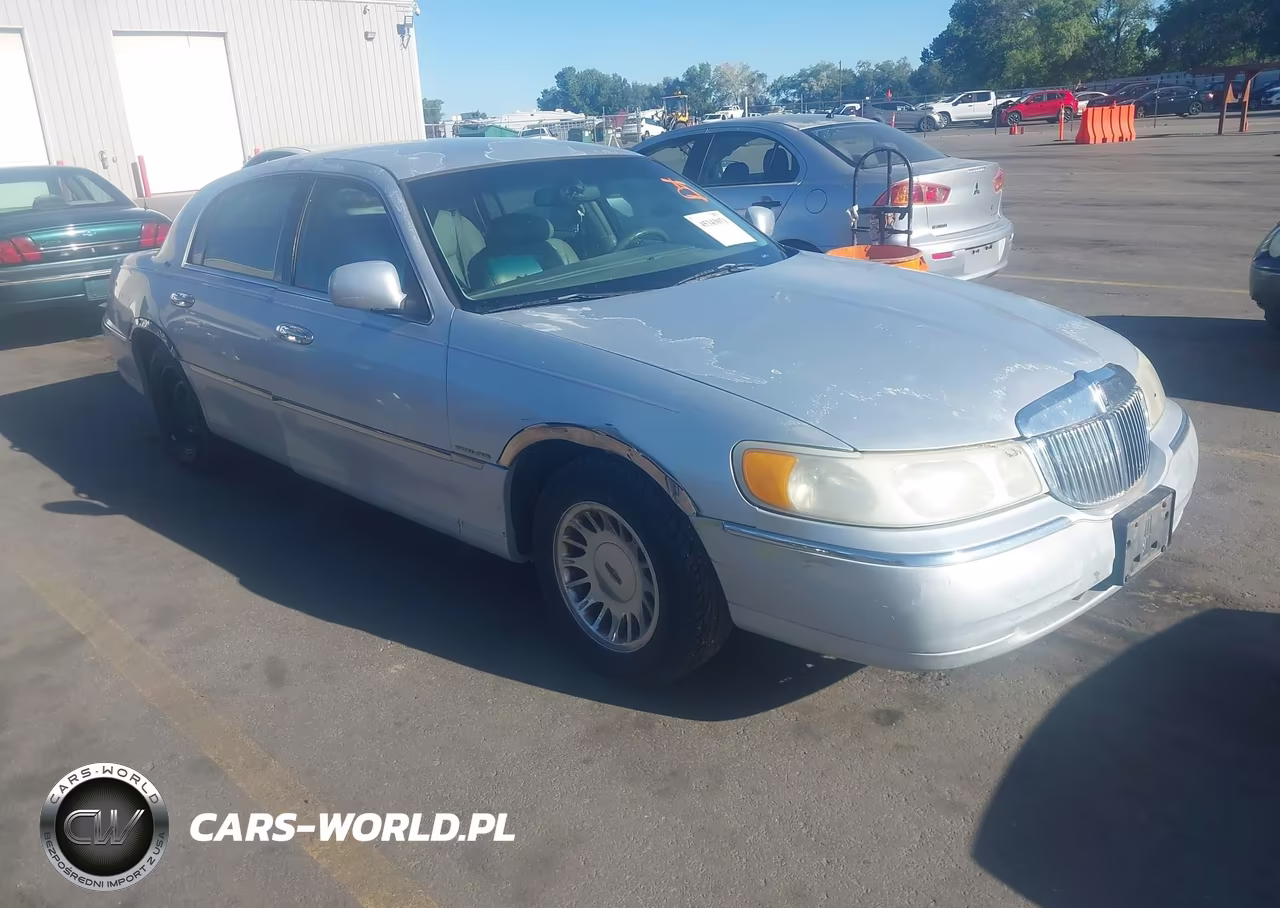 1999 Lincoln Town Car Cartier