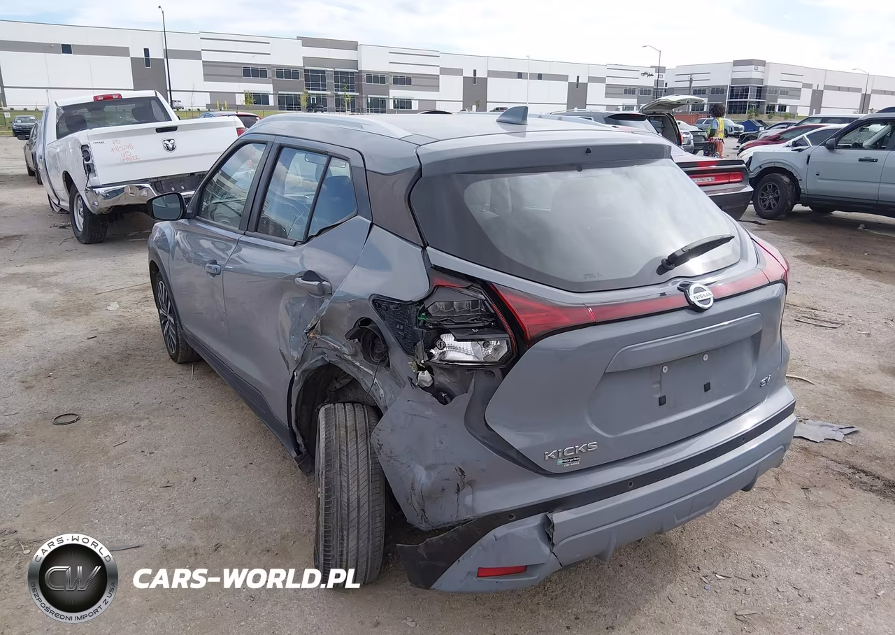 2021 Nissan Kicks Sv Xtronic Cvt VIN:3N1CP5CV3ML481676 - 3