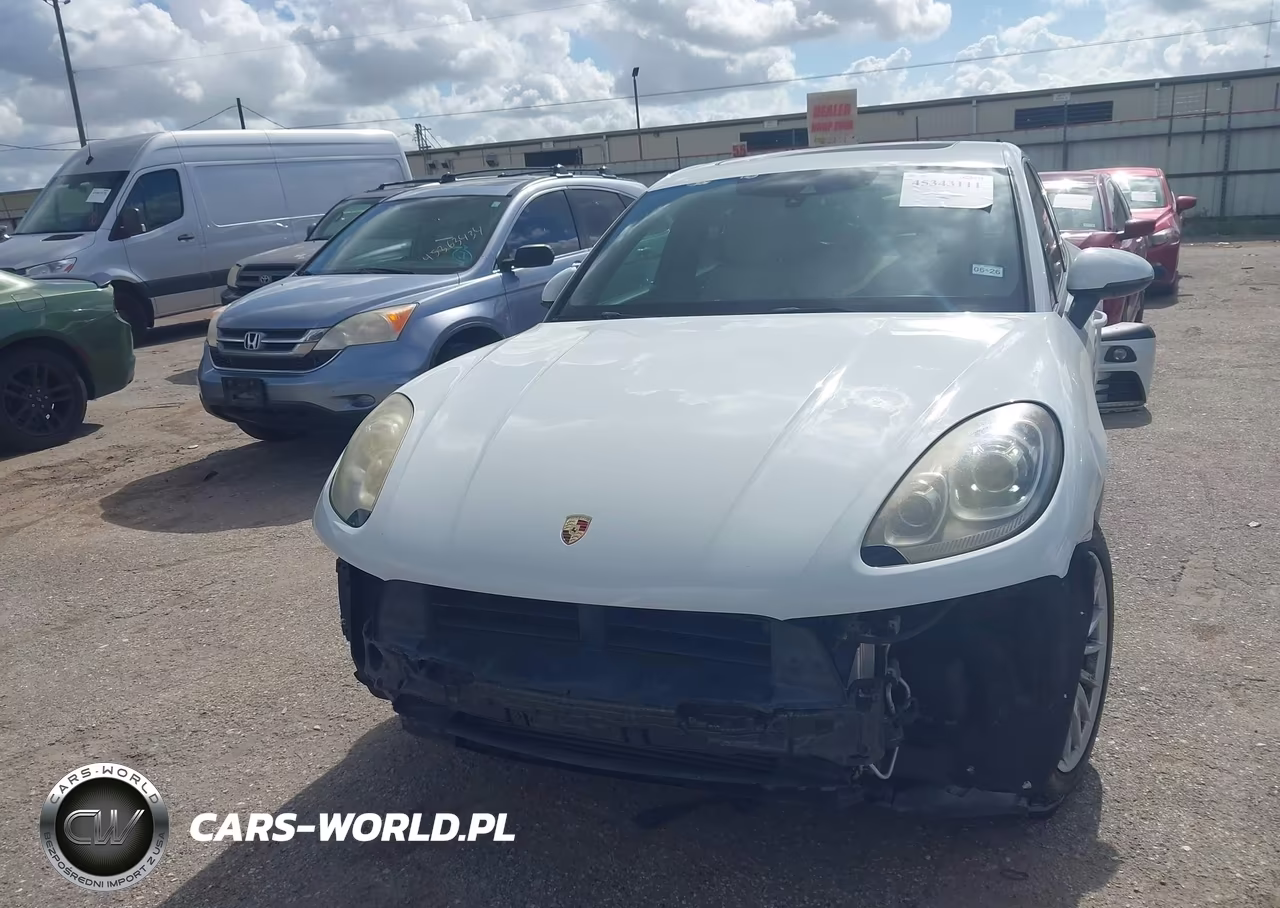 2017 Porsche Macan VIN:WP1AA2A58HLB00573 - 13