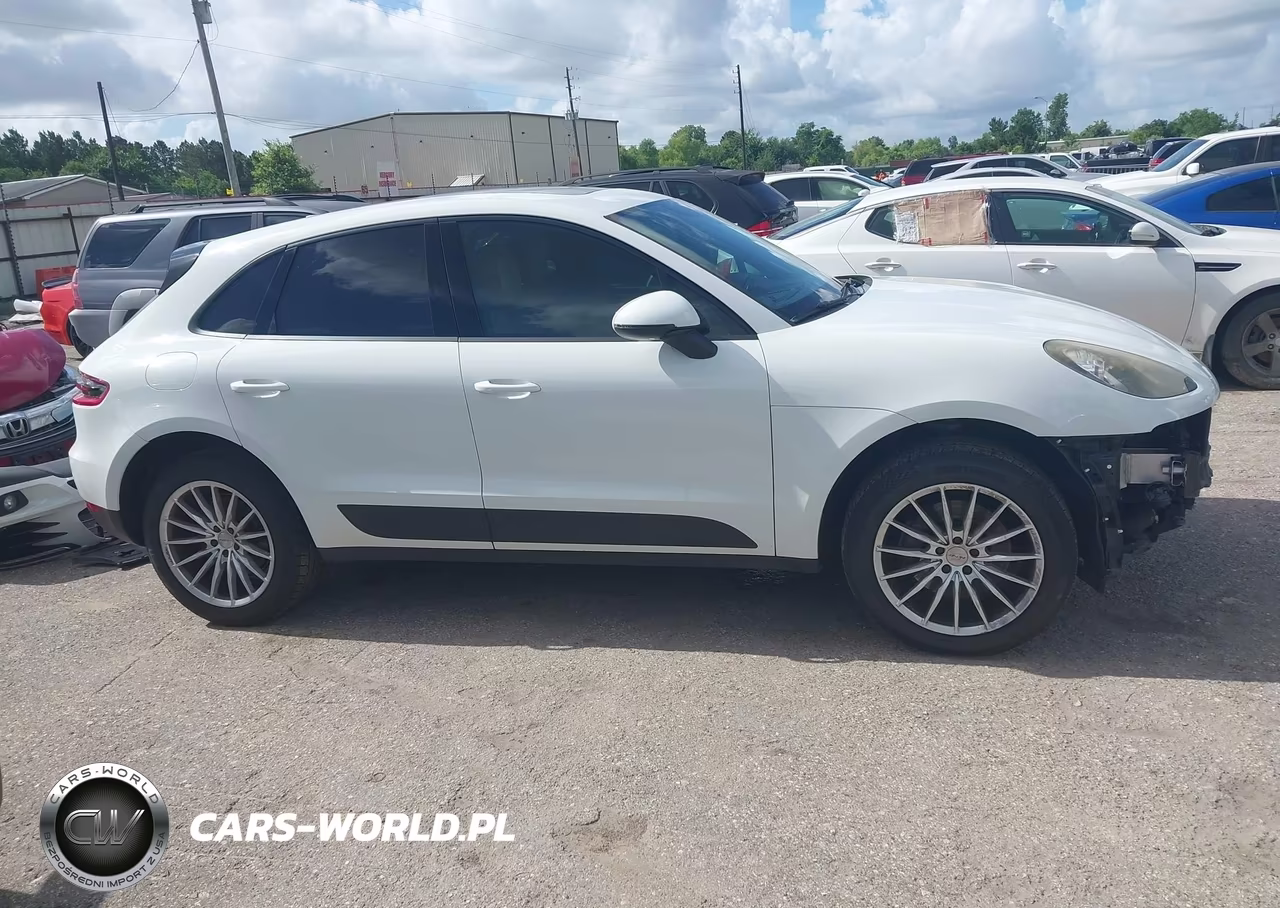 2017 Porsche Macan VIN:WP1AA2A58HLB00573 - 14