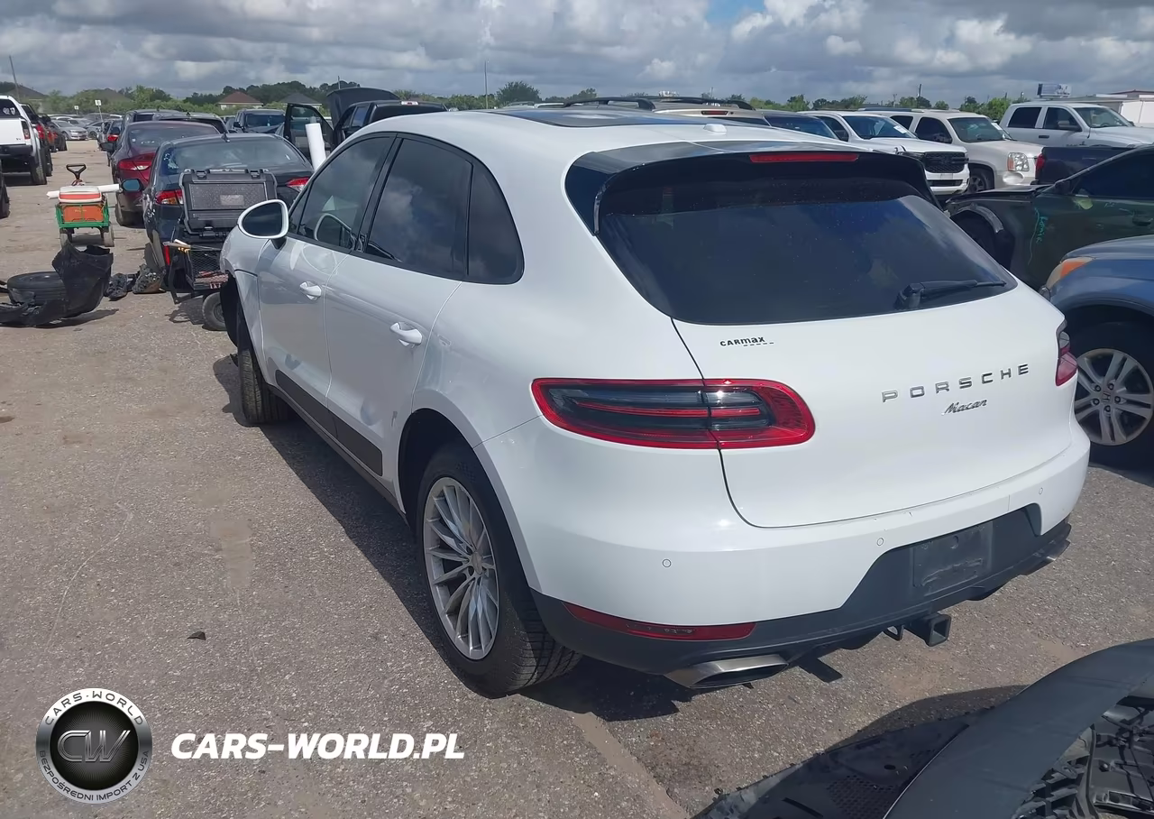 2017 Porsche Macan VIN:WP1AA2A58HLB00573 - 3