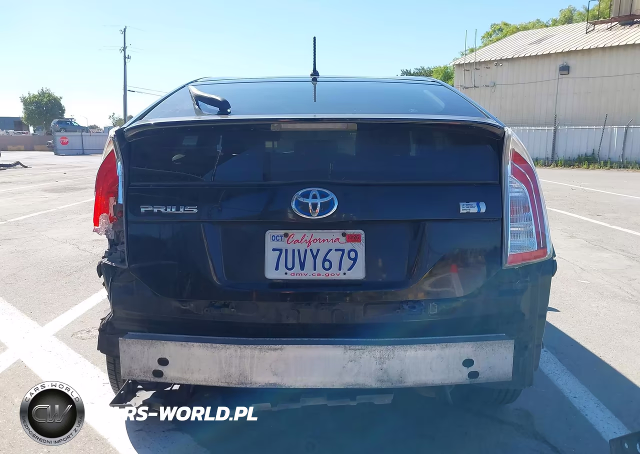 2013 Toyota Prius Two VIN:JTDKN3DU1D5578299 - 17