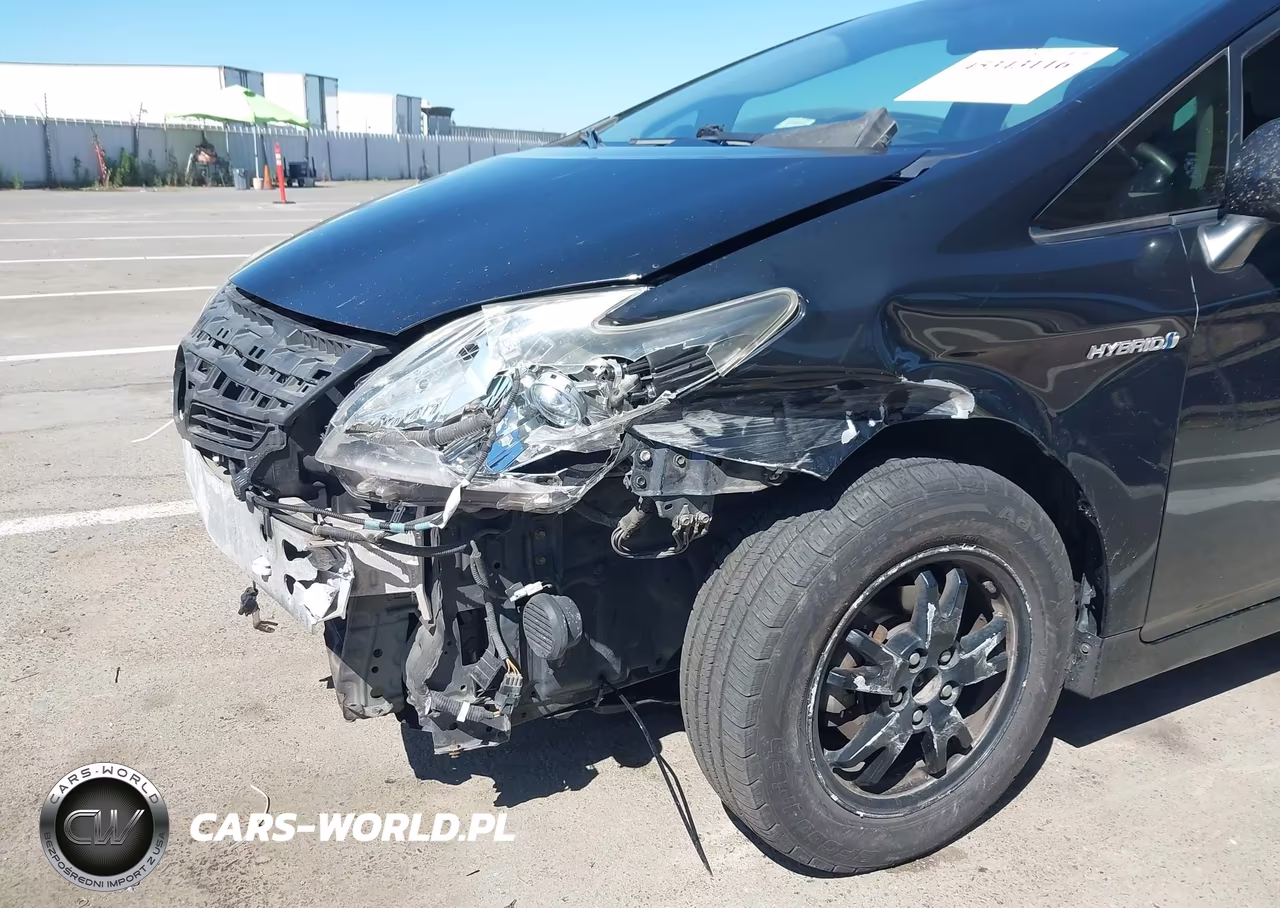 2013 Toyota Prius Two VIN:JTDKN3DU1D5578299 - 22