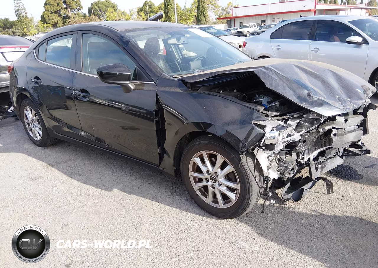 2016 Mazda Mazda3 I Grand Touring – zdjęcie 1 z 17