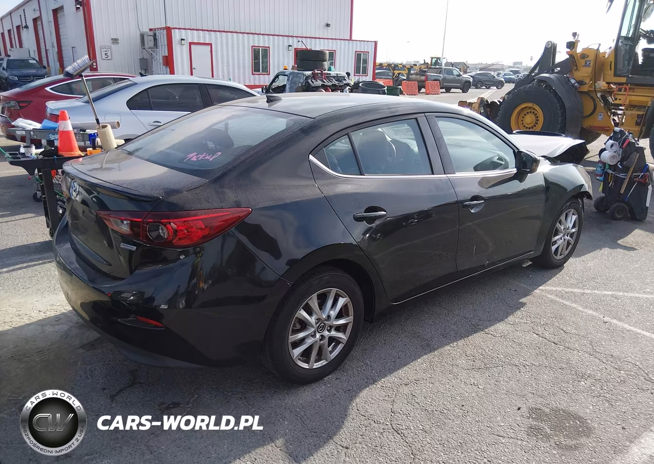 2016 Mazda Mazda3 I Grand Touring VIN:JM1BM1X76G1319932 - 4