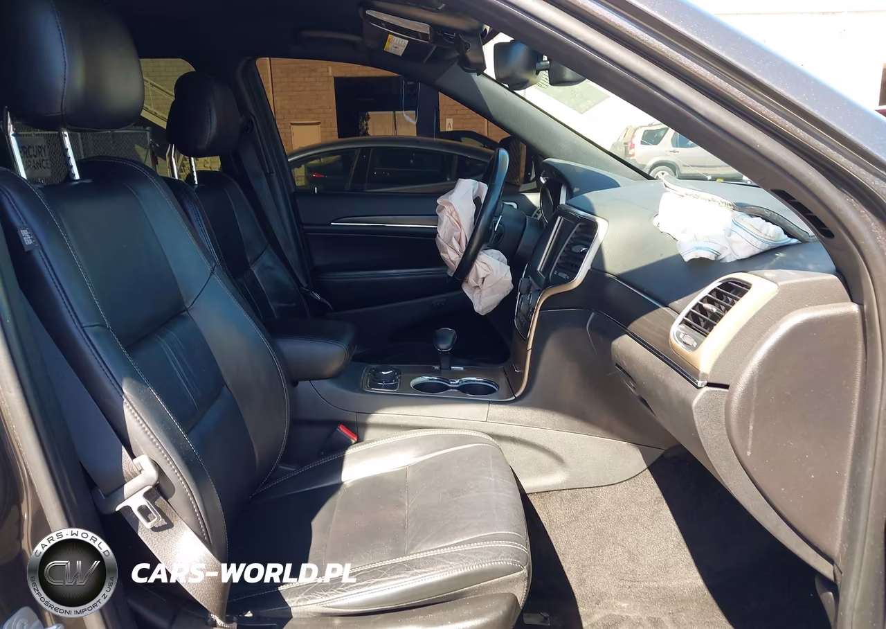 2015 Jeep Grand Cherokee Limited VIN:1C4RJFBG8FC840844 - 5