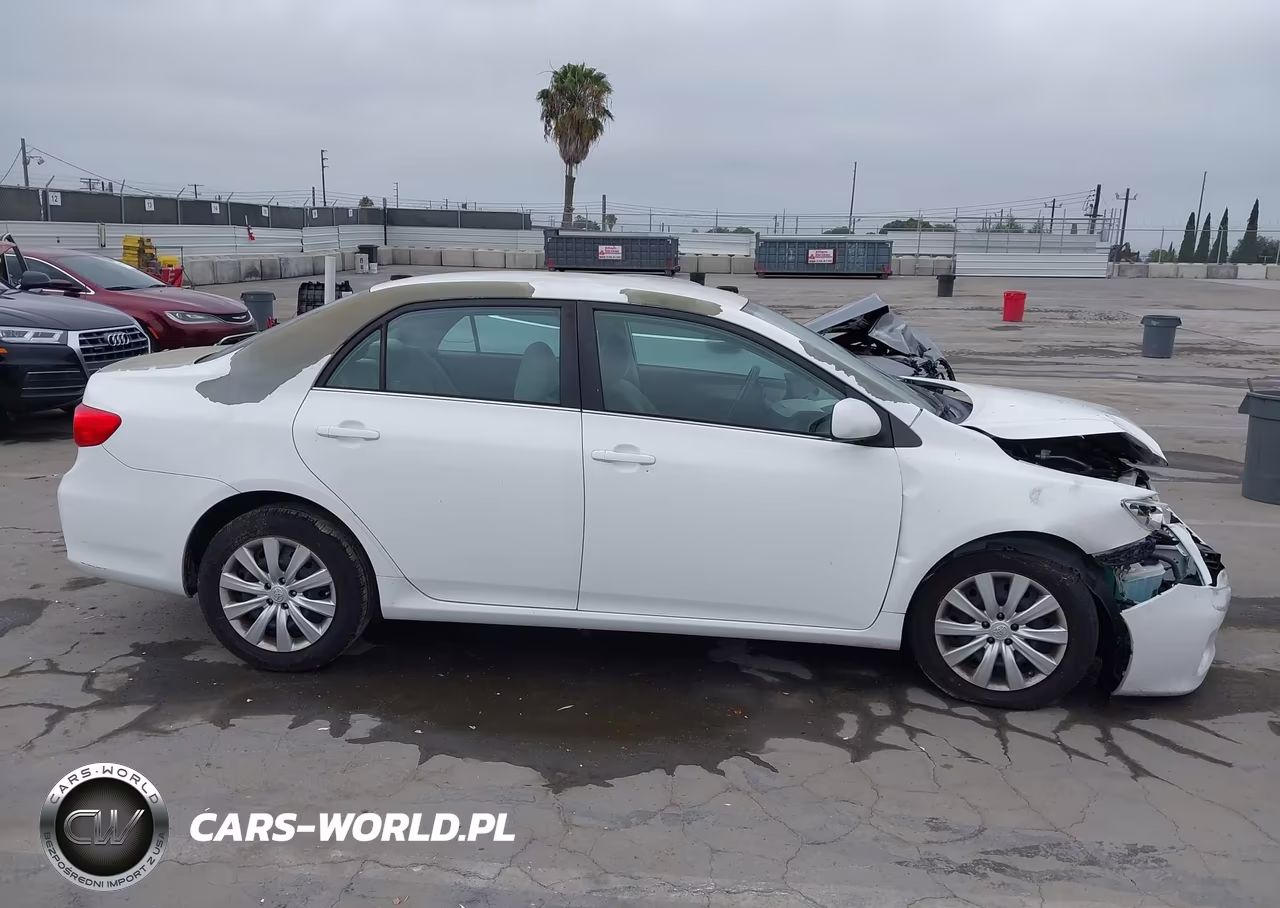 2013 Toyota Corolla Le VIN:5YFBU4EE6DP104805 - 13