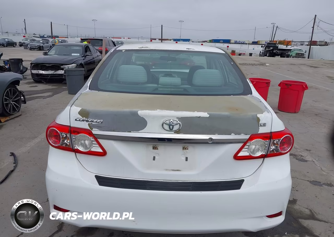2013 Toyota Corolla Le VIN:5YFBU4EE6DP104805 - 16